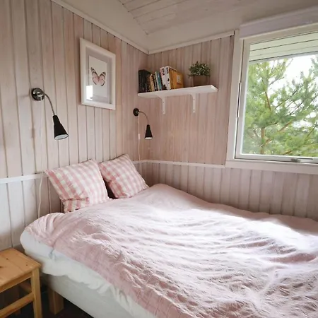 Four-bedroom Holiday In Semesterbostad *